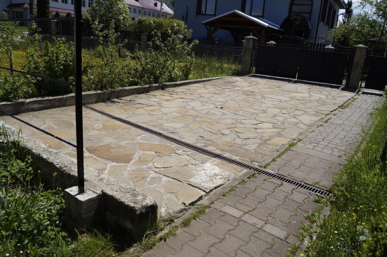 Будиночок В Карпатах Yaremche Exterior photo